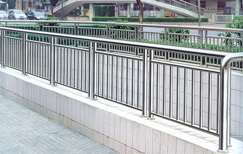 道路護(hù)欄